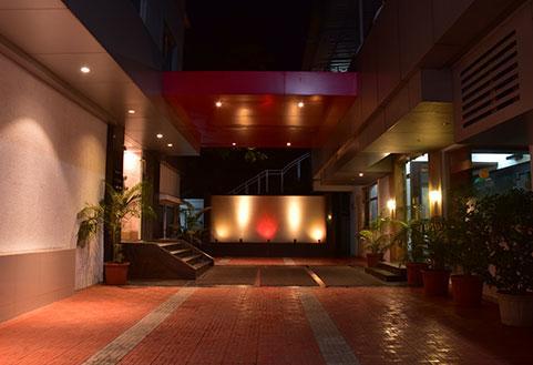Hotel South Coast Navi Mumbai Exteriör bild